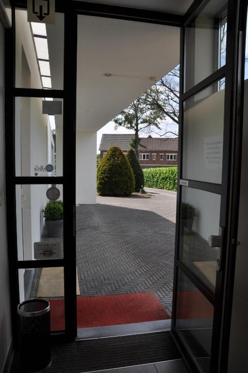 Hotel Boomgaard Lanaken Exterior foto